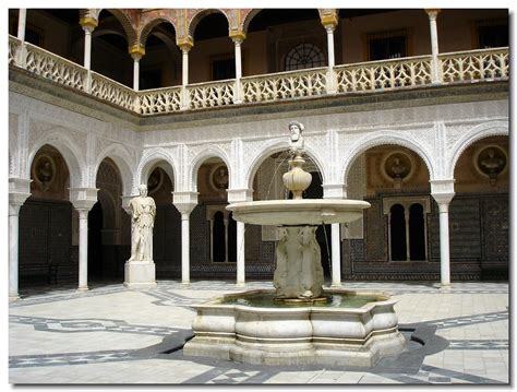 casa de chicas en sevilla|Villa Isabelita